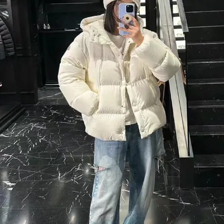 美品 MONCLER ショートダウンジャケット
