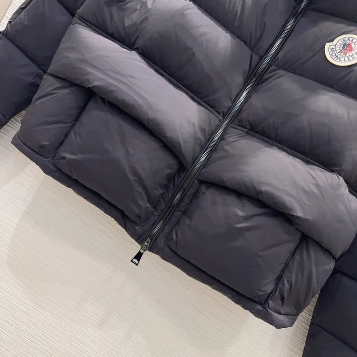 Moncler x Raxxy ダウンジャケット