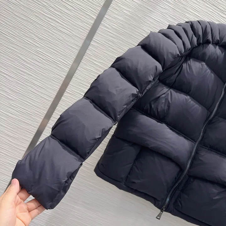 Moncler x Raxxy 暖かいダウン