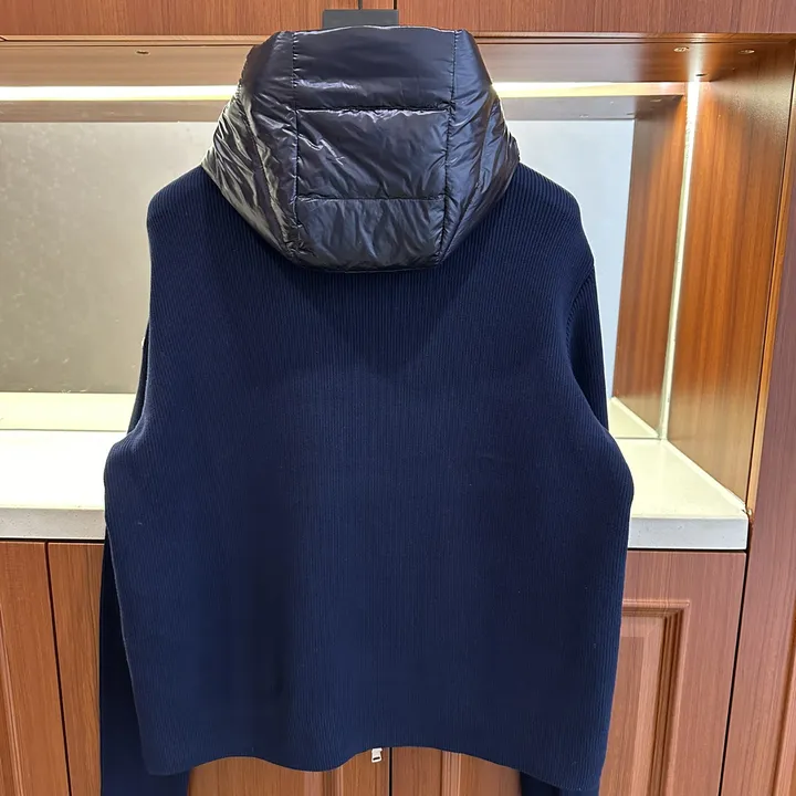 モンクレール ダウンジャケット ニット切り替え