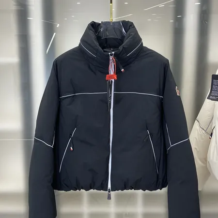 MONCLER BOUVAQUE ダウンジャケット