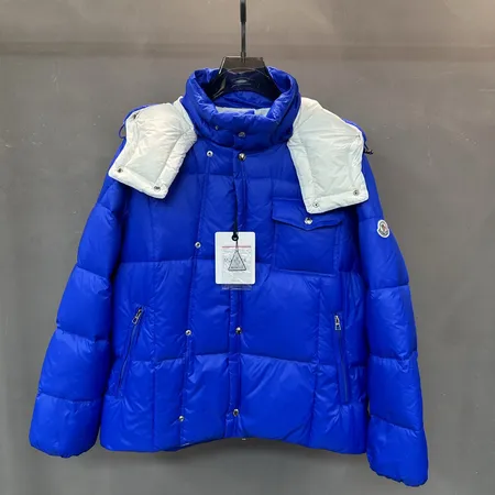 MONCLER SERFANTO ダウンジャケット
