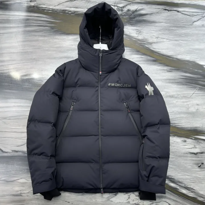 Moncler Fellberg メンズ ダウン