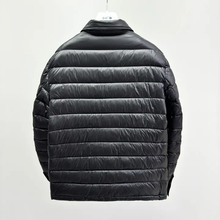 MONCLER CHAMBLY ダウンジャケット