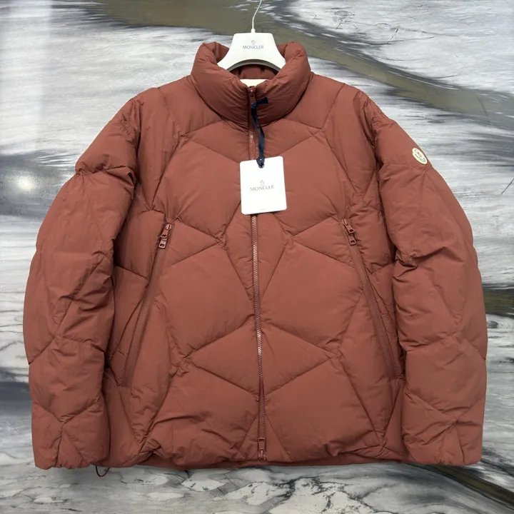 モンクレール ショート丈 ダウンジャケット