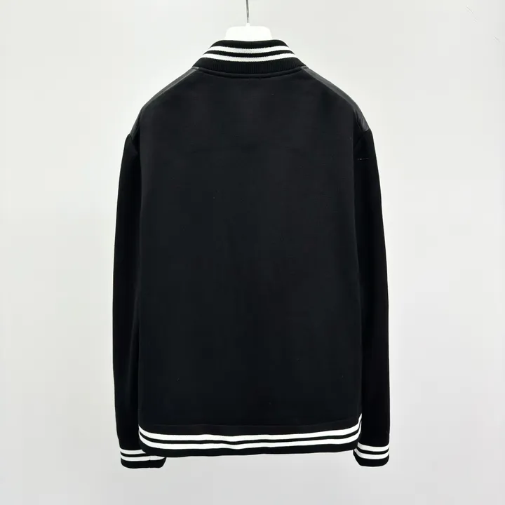 モンクレール ダウンジャケットメンズ