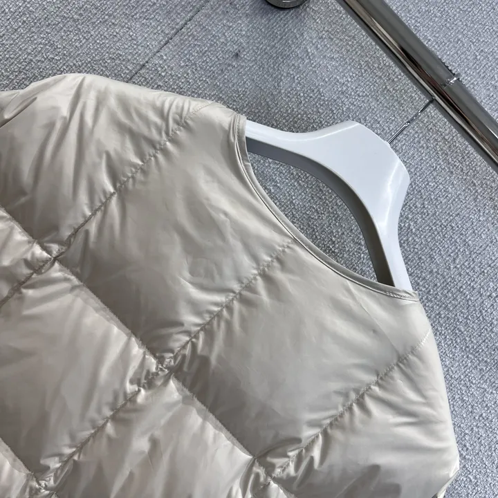 女性 ショートダウン MONCLER