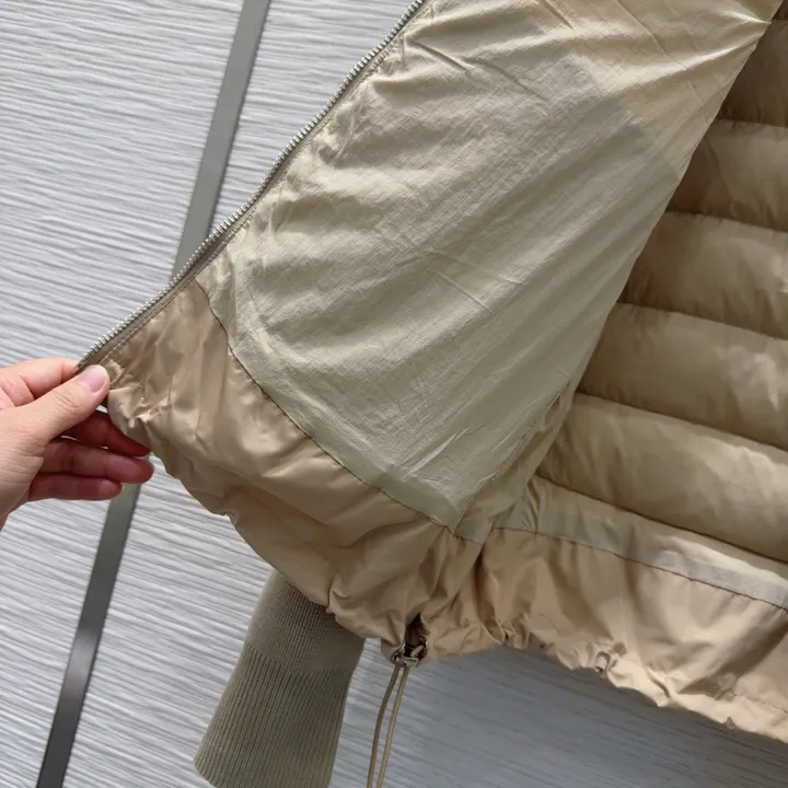 MONCLER ショートダウン 人気