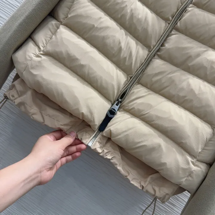 MONCLER ニット アウター