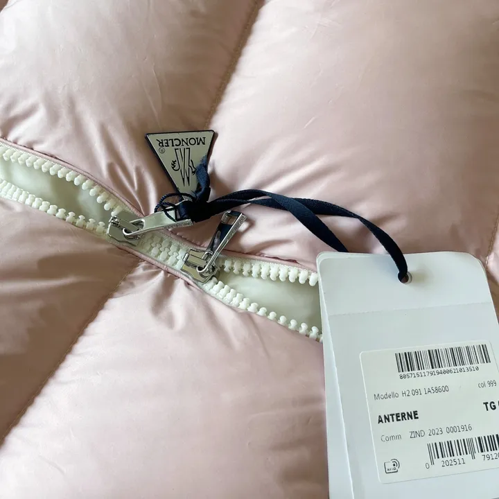 モンクレール ANTERNE レディース