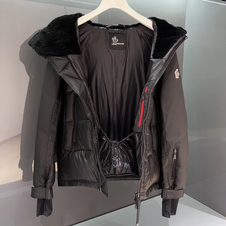 モンクレール グルノーブル ダウンコート