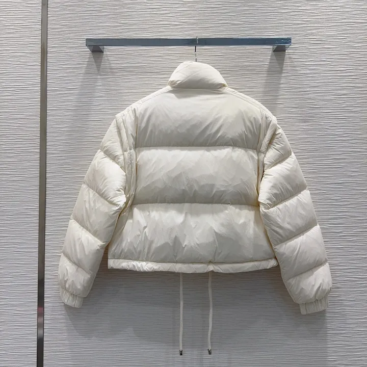 モンクレール レディースダウンベスト