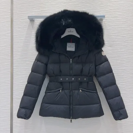 MONCLER BOEDショートダウンジャケット