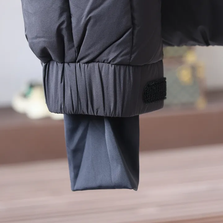 モンクレールダウンジャケット ネイビー