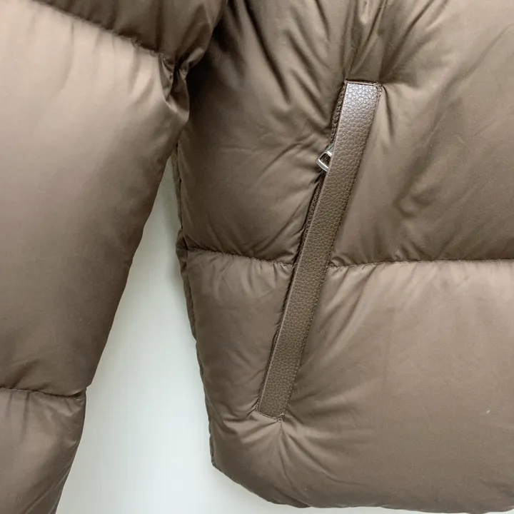 モンクレール ロゴ ダウンジャケット