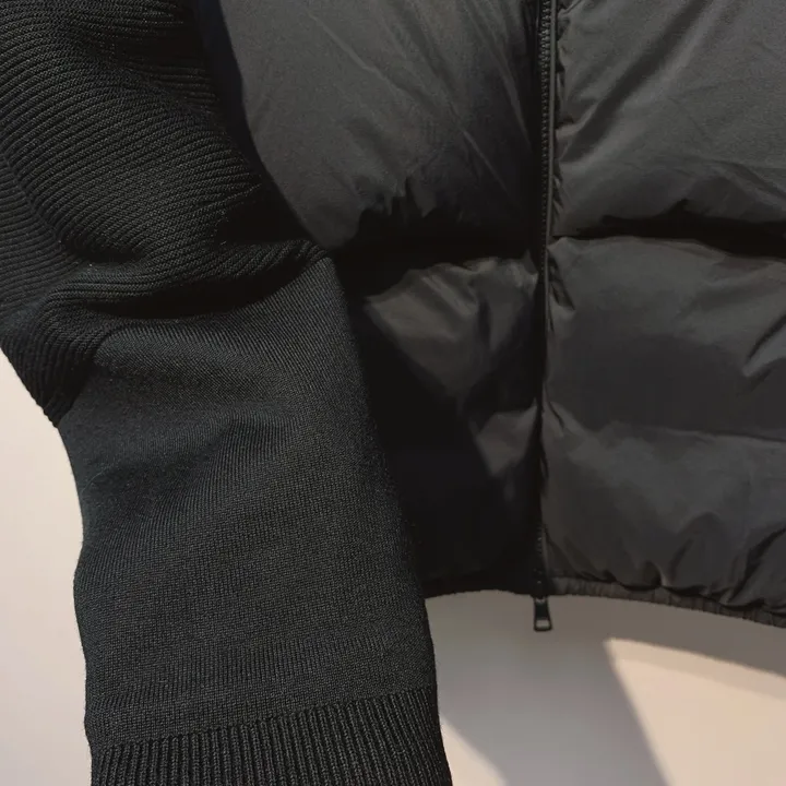 MONCLER 暖かい ダウンパーカー