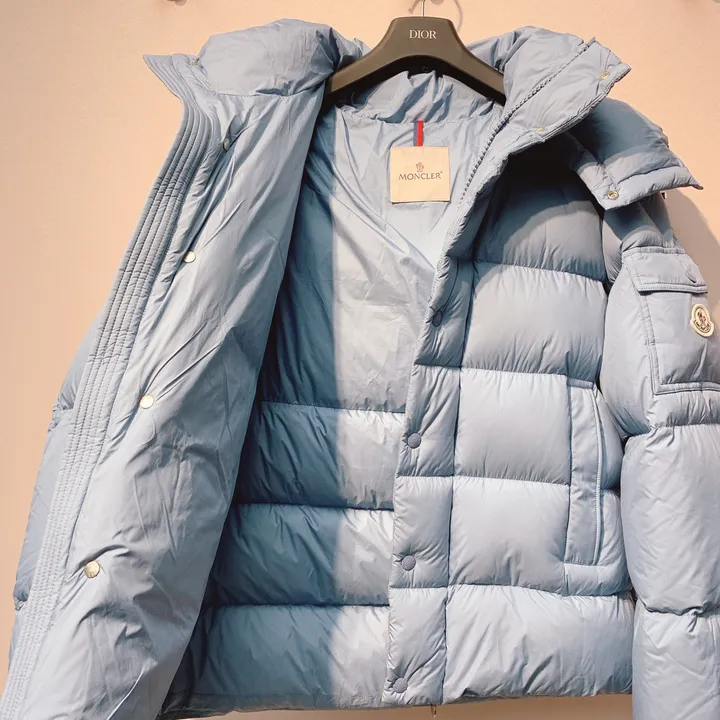 モンクレール 冬 ダウン