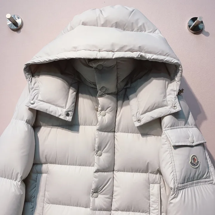 ハイブランド ダウンジャケット