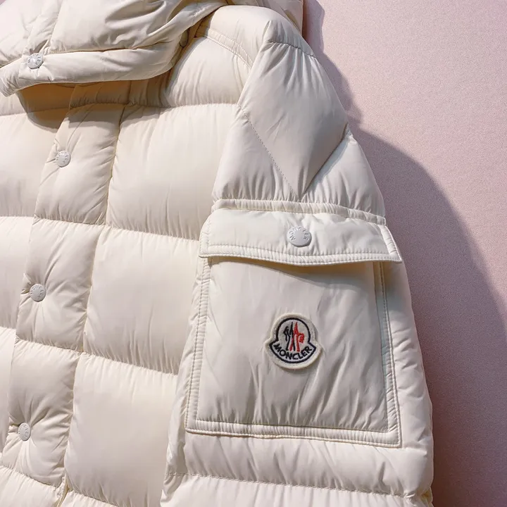 フード取外し可 Moncler ダウン