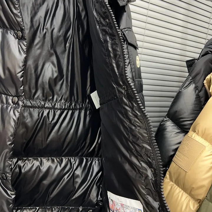 MONCLER レディース ギフトに