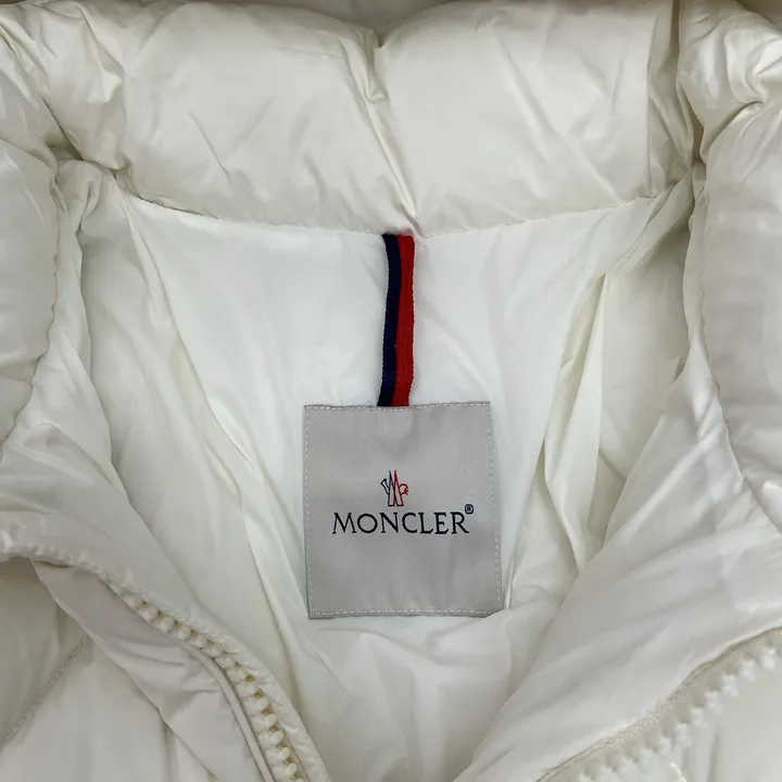 モンクレール ダウン ジャケット人気