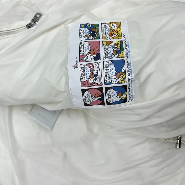 モンクレール 羽毛 ジャケット