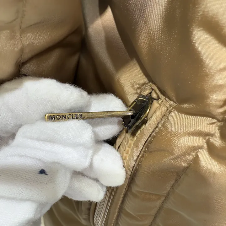 モンクレール Castelnou ショートダウンジャケット