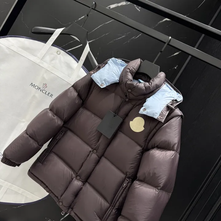 モンクレール CYCLONE ダウンジャケット