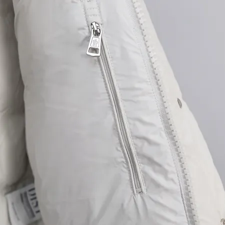 モンクレール ダウン ジップポケット