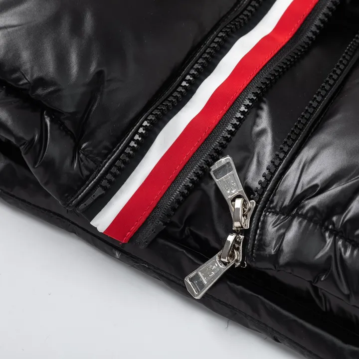 モンクレールダウンジャケット