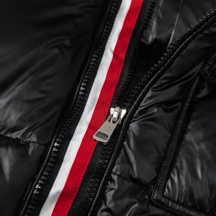 モンクレール puffer jacket