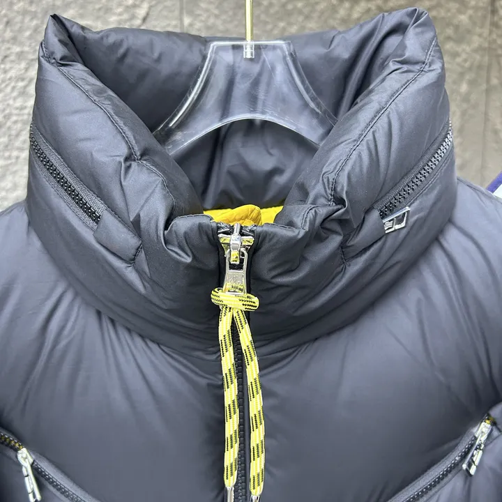 モンクレール KATMAI ダウンジャケット