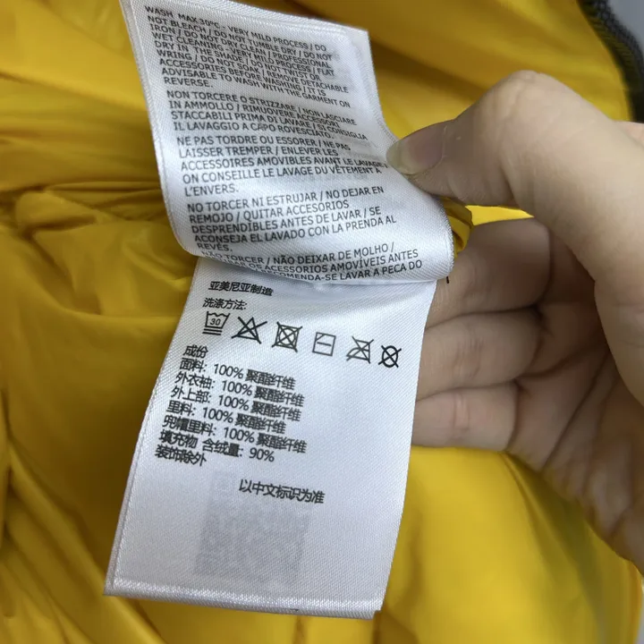 モンクレール 店舗​