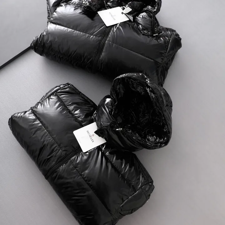 モンクレール ダウン 大きいサイズ