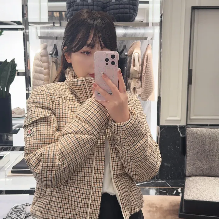 Moncler ショートダウン