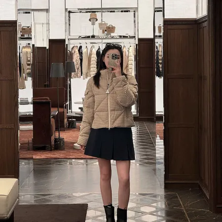 モンクレール コートベージュ