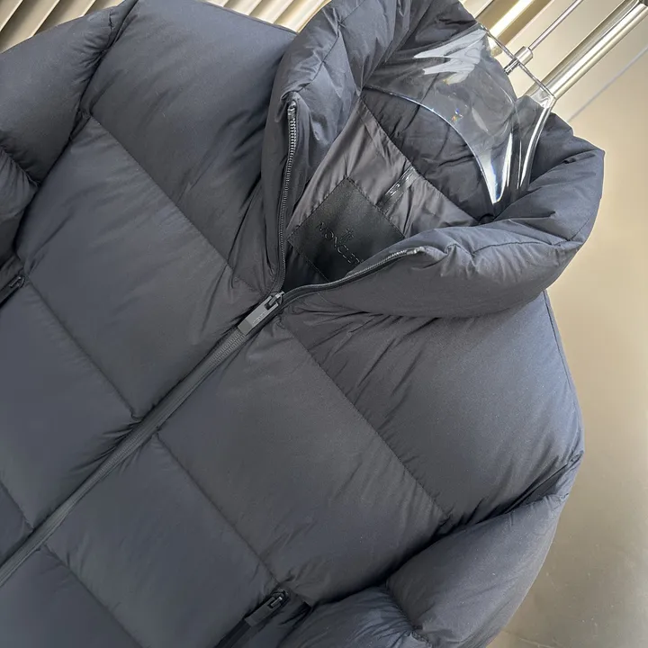 モンクレール ダウン サイズ