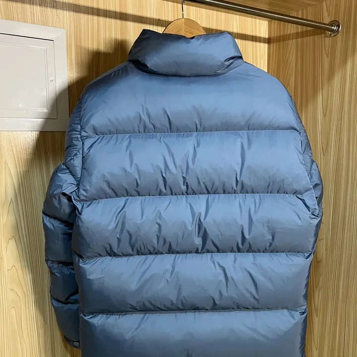 MONCLER ダウンジャケット ブルー