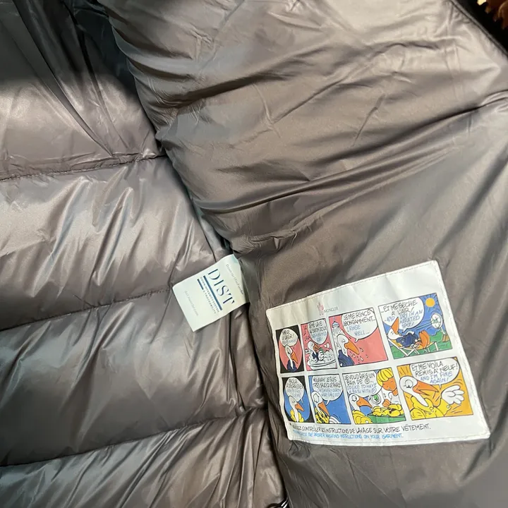 モンクレール ダウン 防寒 防風