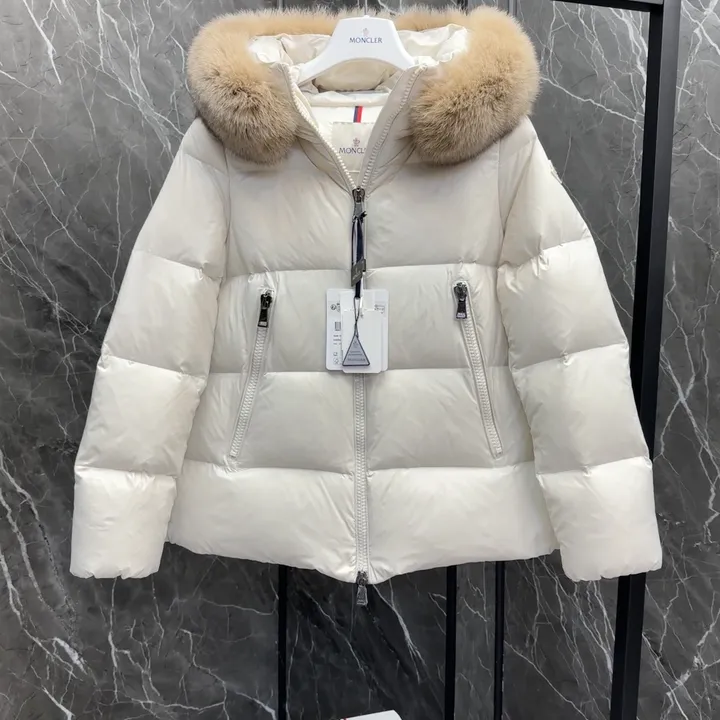 モンクレール ホワイト ショートダウン