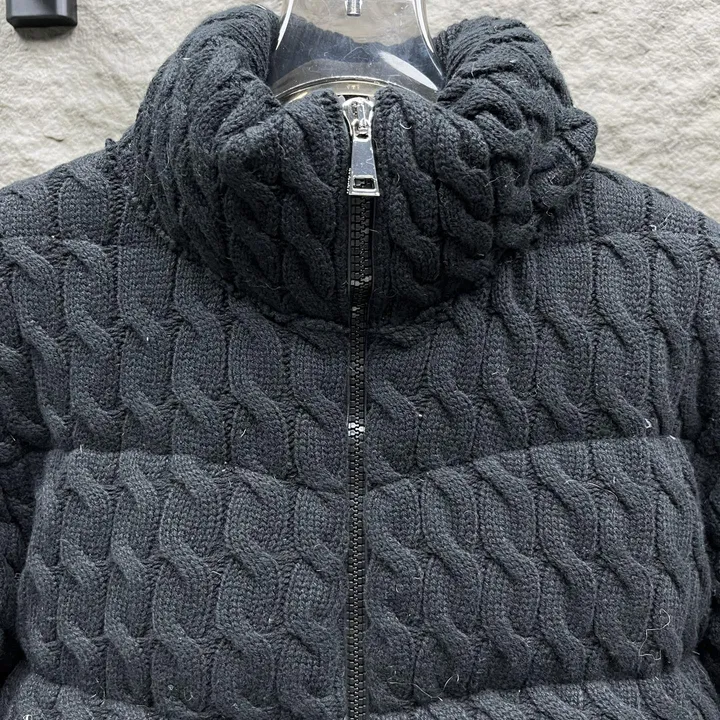 モンクレール カシミヤニット ダウン