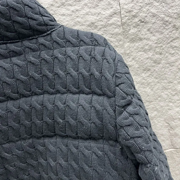 モンクレール ダウンジャケット ブラック