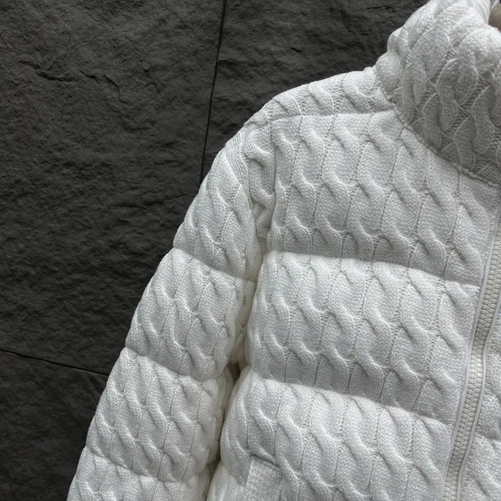 モンクレール レディース 秋冬服