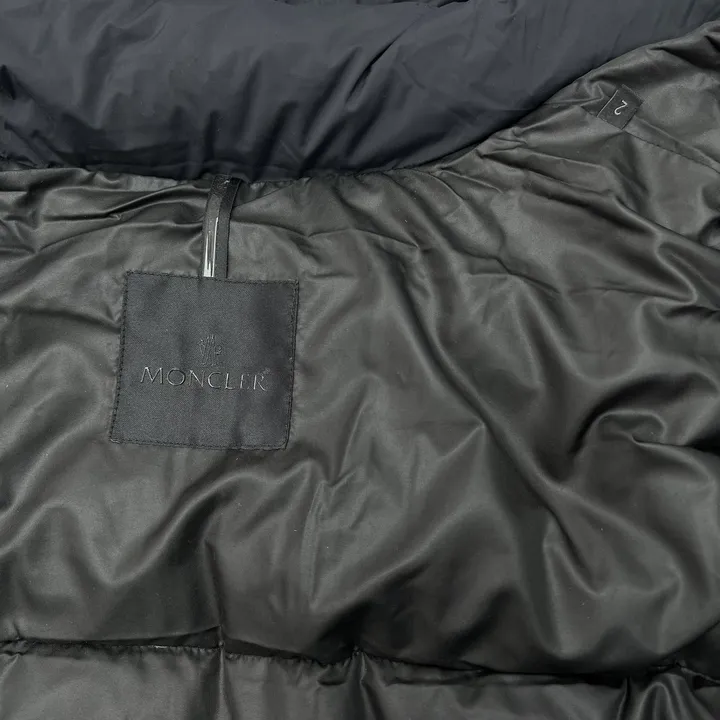 MONCLER ロゴ ダウン