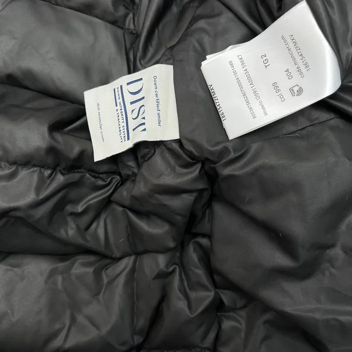 モンクレール ダウンジャケット