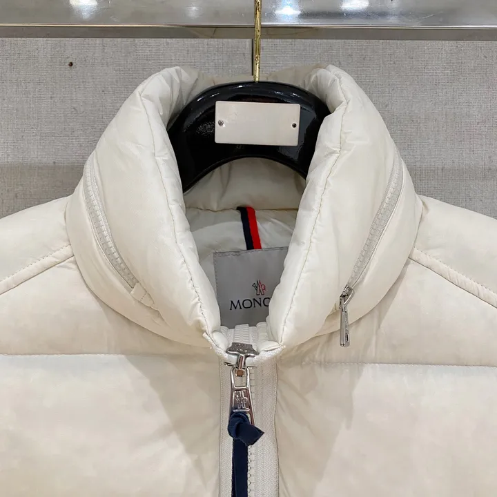 モンクレール ダウンジャケット 美品