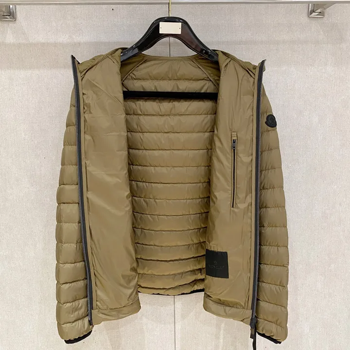 モンクレール メンズ アコルス