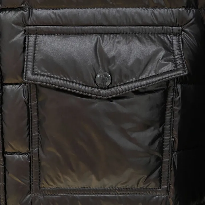 モンクレール CHAMBLY ダウン ジャケット