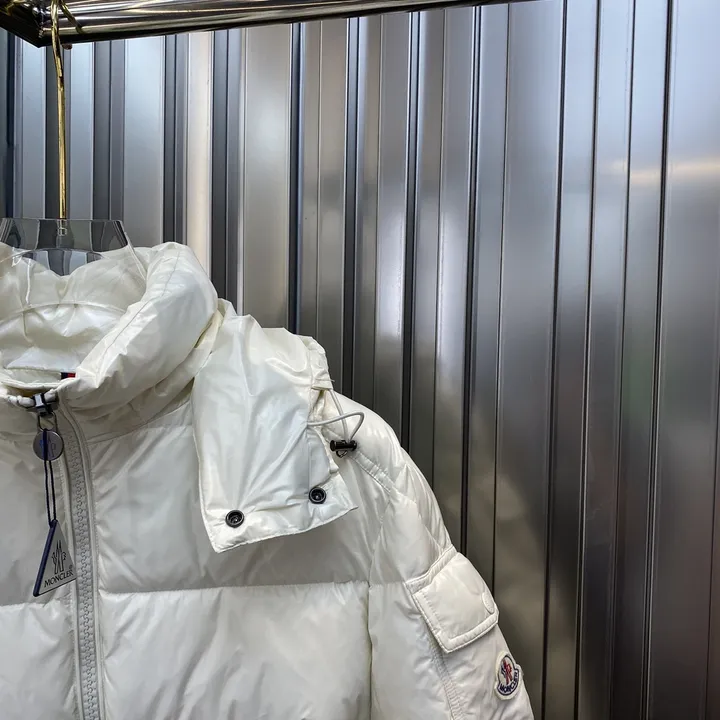 モンクレール ダウンジャケット 2025