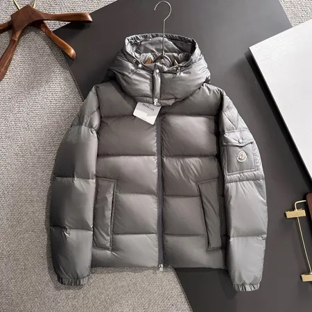 Moncler Couyere ショートダウンジャケット